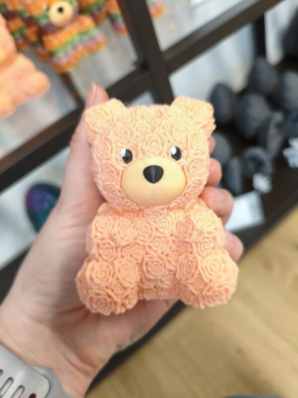 Ourson en roses